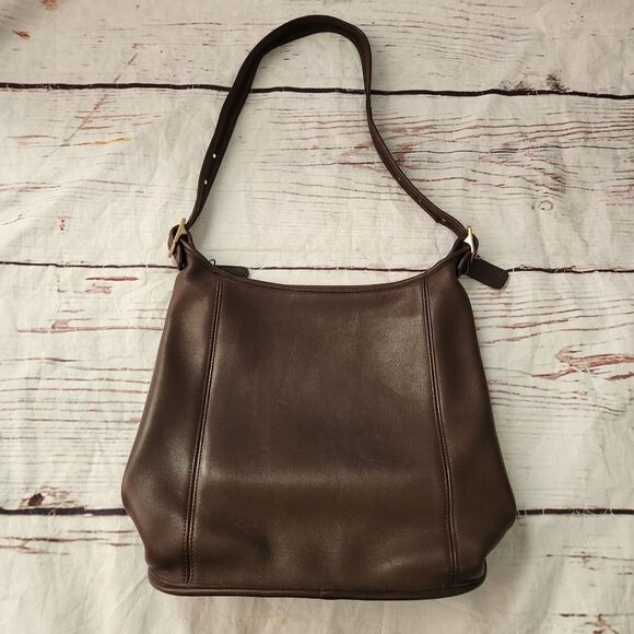 Coach Legacy Slim Duffle Sac Leather Bag 9060 - Picture 1 of 7